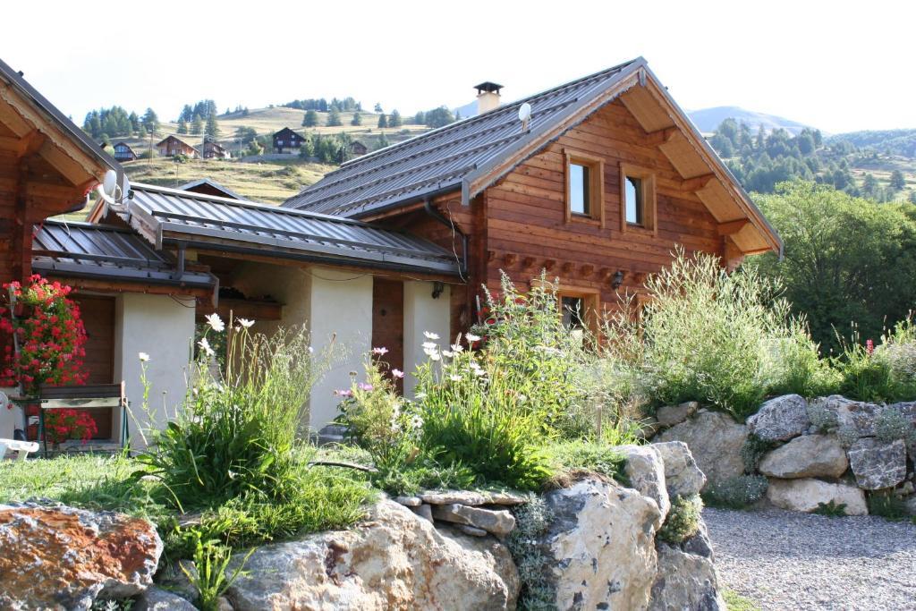 Le Chalet Du Queyras And Spa Molines-en-Queyras Esterno foto